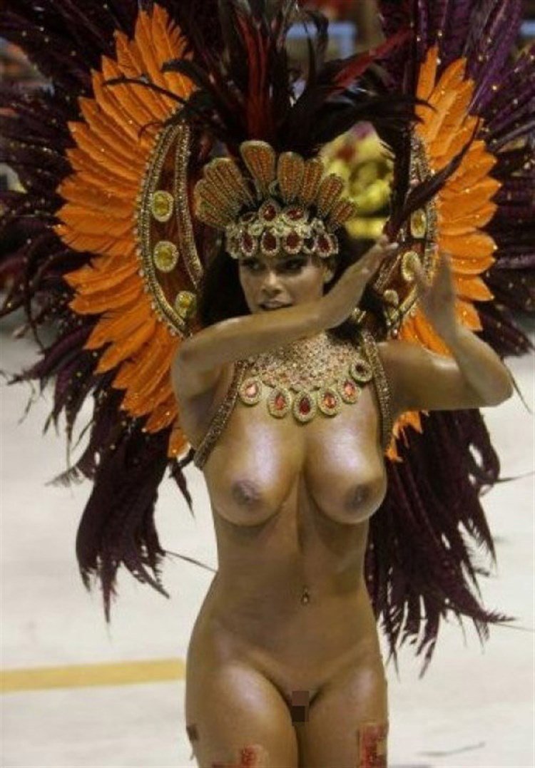 Carnival in rio de janeiro tits