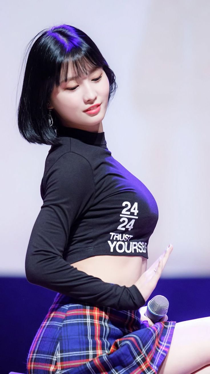 Song Ji Hyo Nipples
