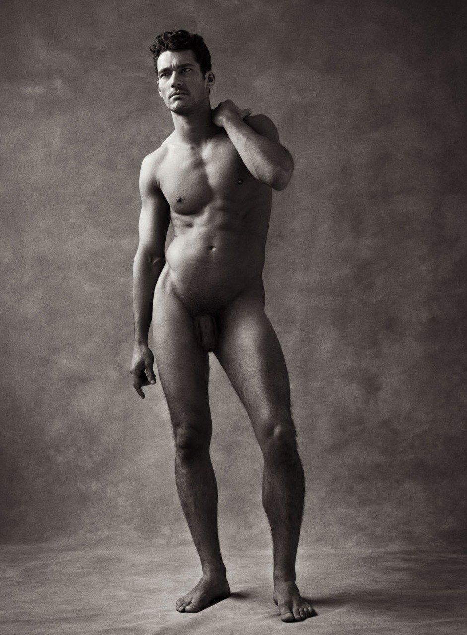 Beautiful poses of naked guys