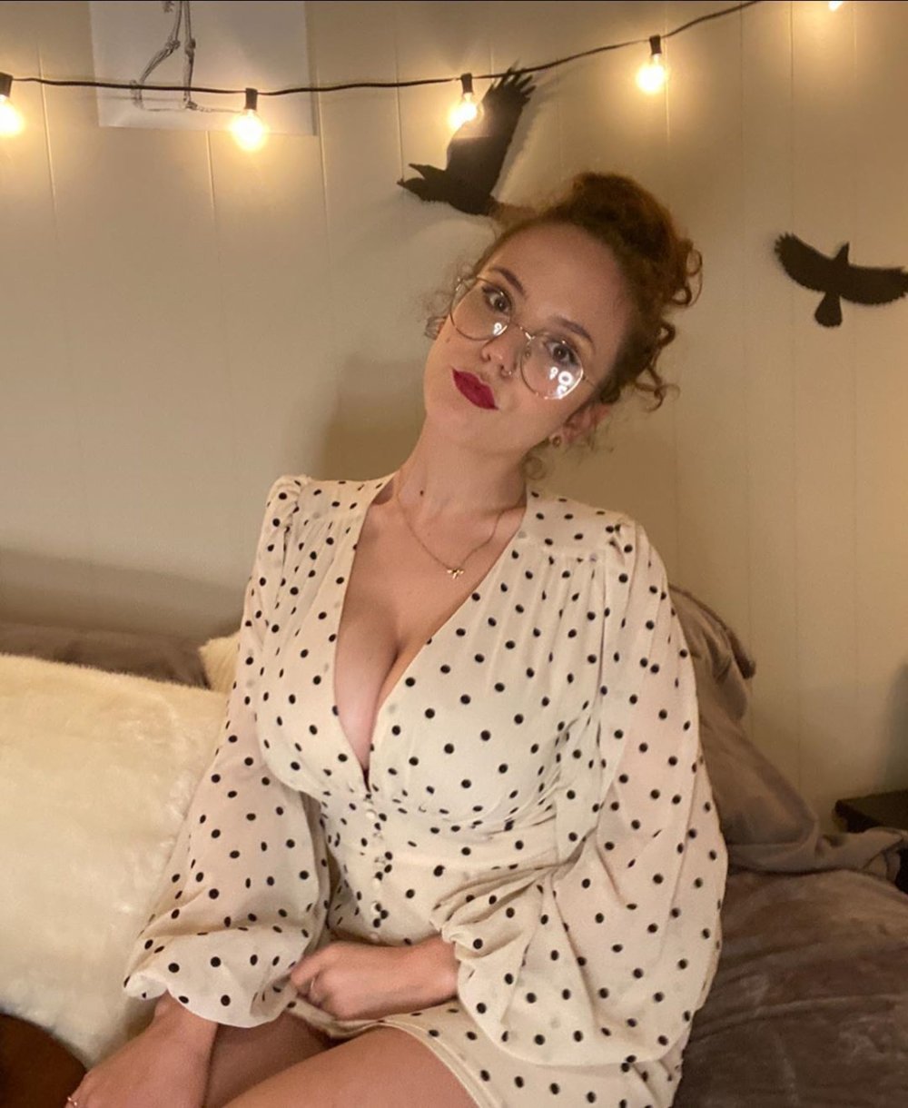 Laura Albertovna Naked
