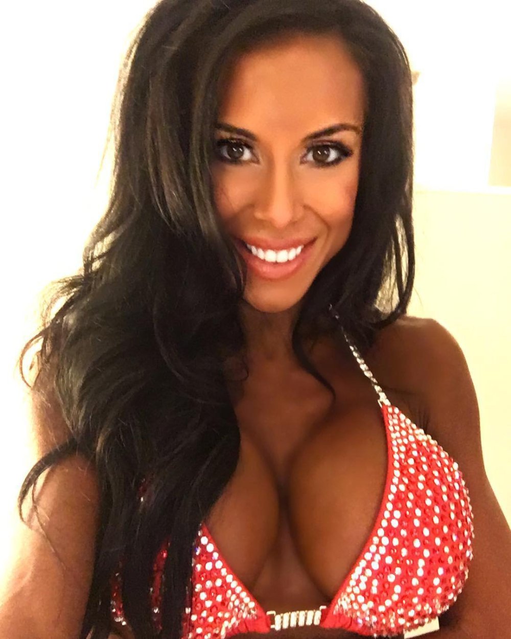 Savannah Santos