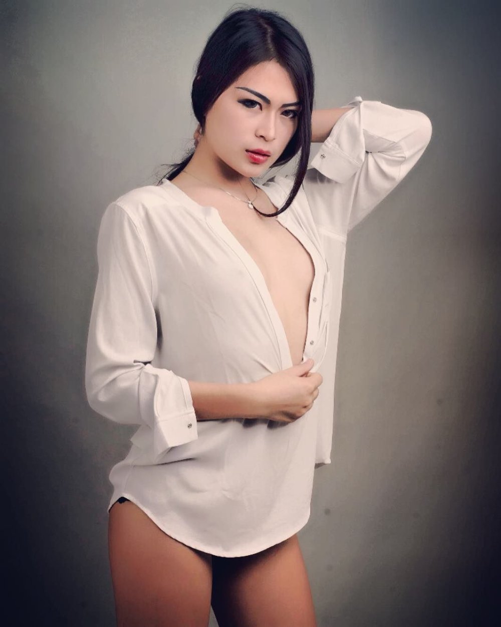 Vidio PEMOTRETAN BUGIL MODEL CLAUDYA JASMIN