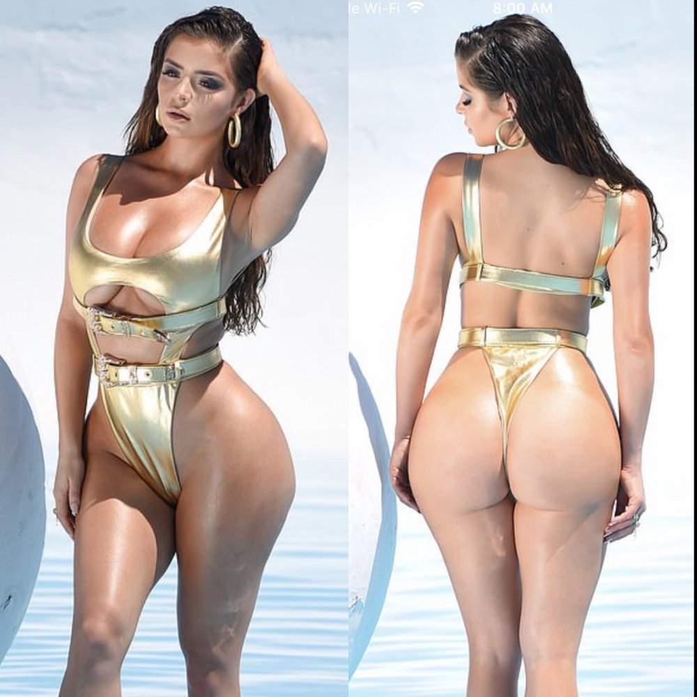 Demi Lovato photos in a swimsuit