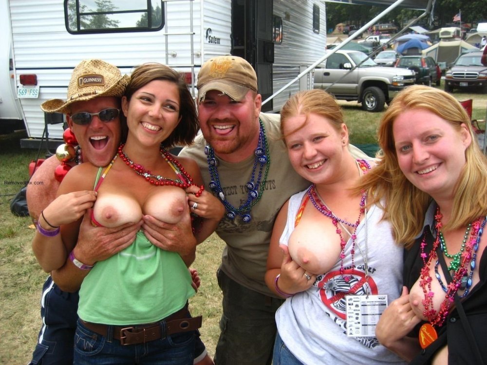 Drunk chicks in nature