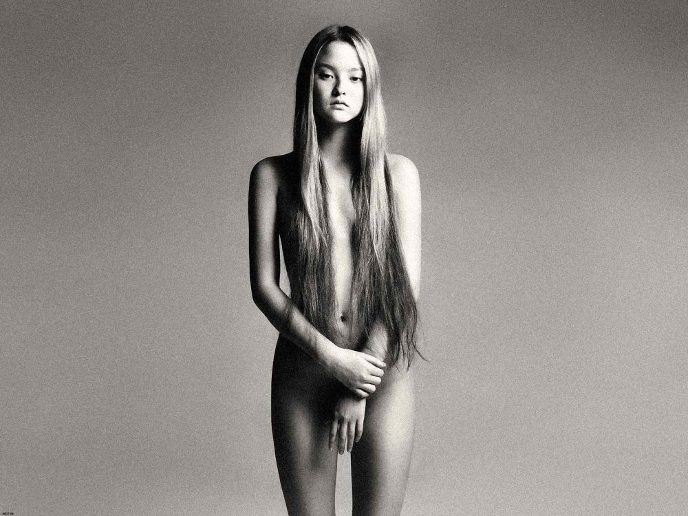 Devon Aoki breast