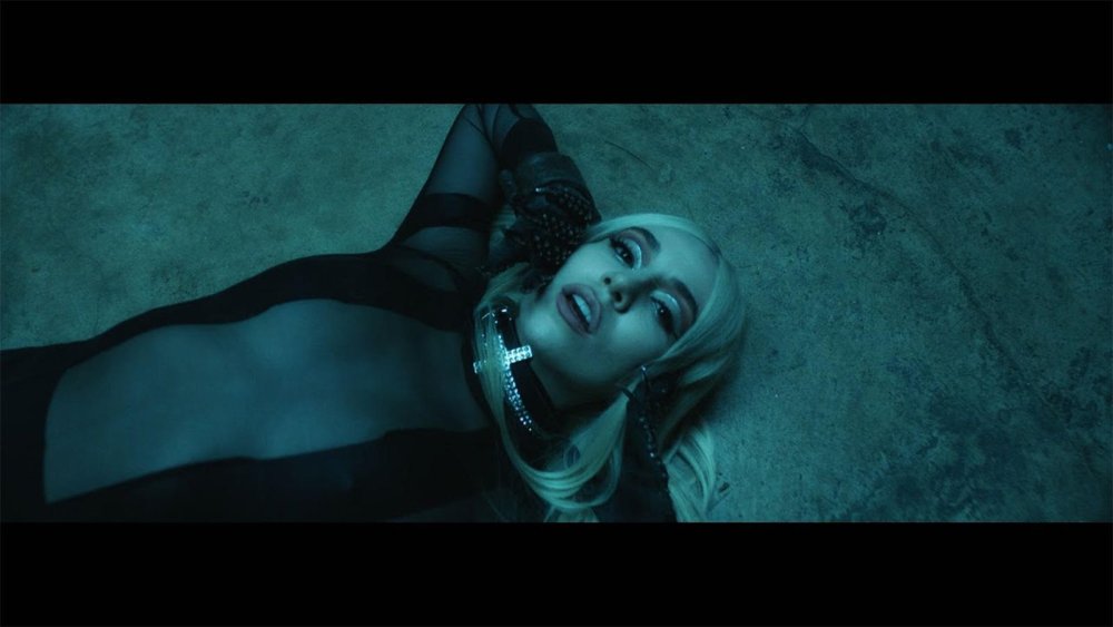 Ava Max Her husband