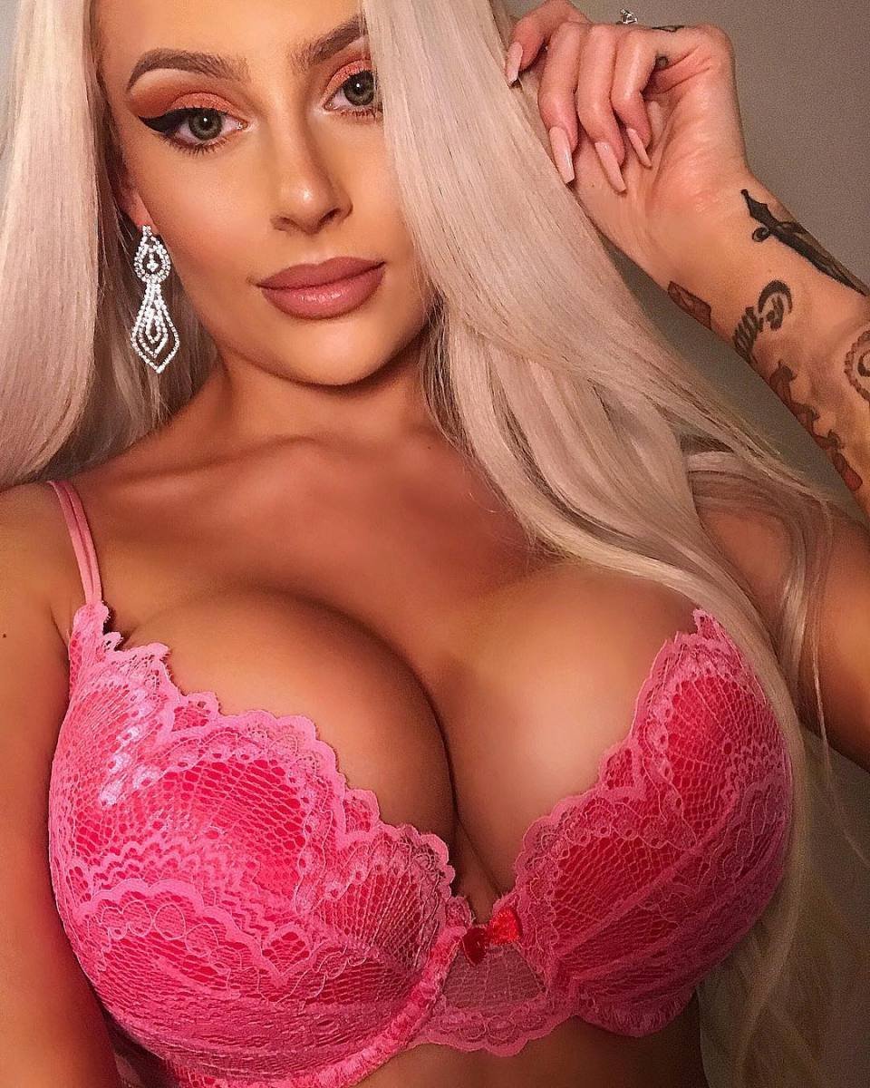 Ava Max 2022