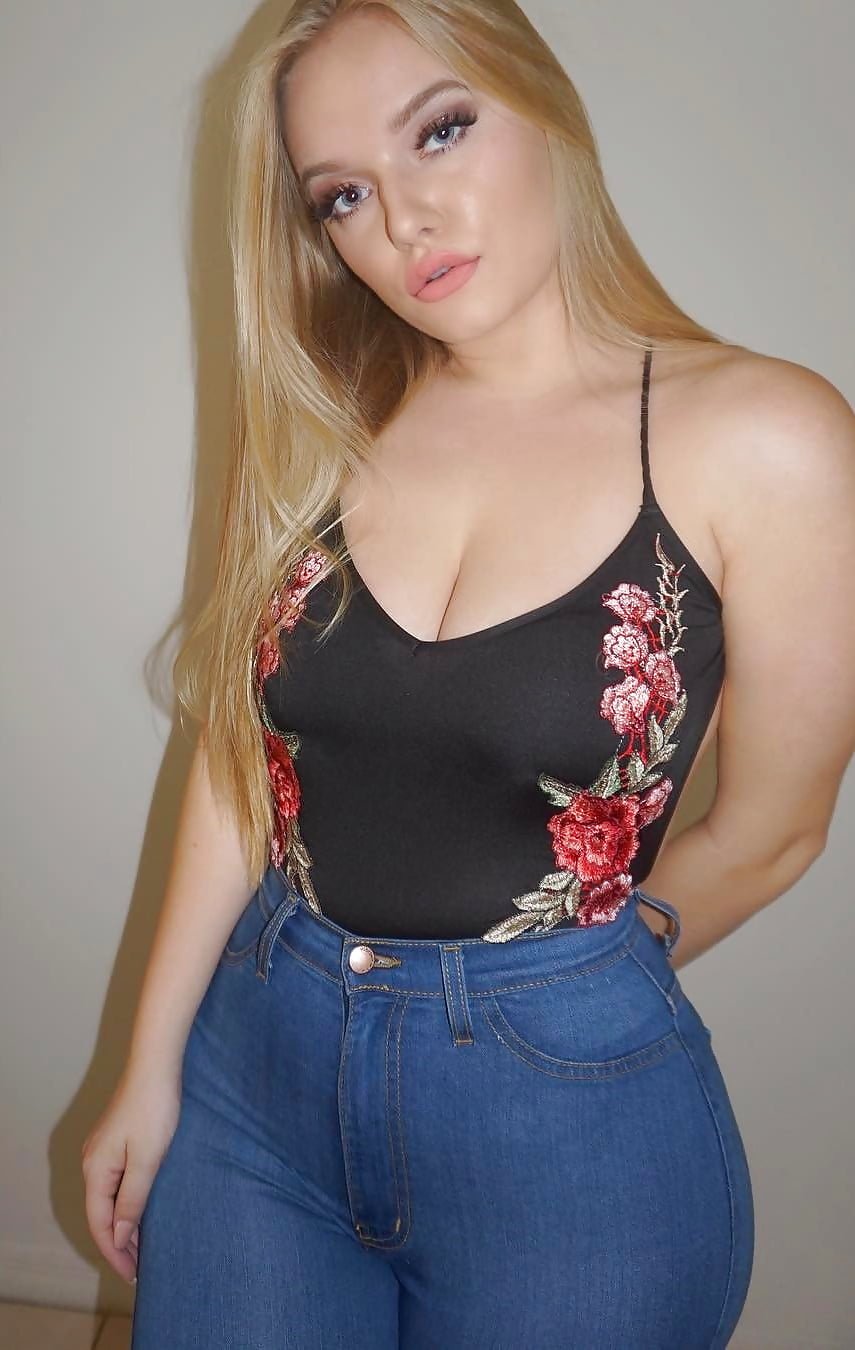 Angelica Maria Model Saiz