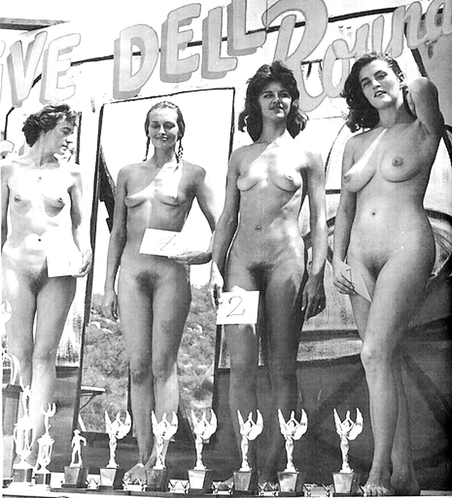 Junior Naked beauty contest 2001