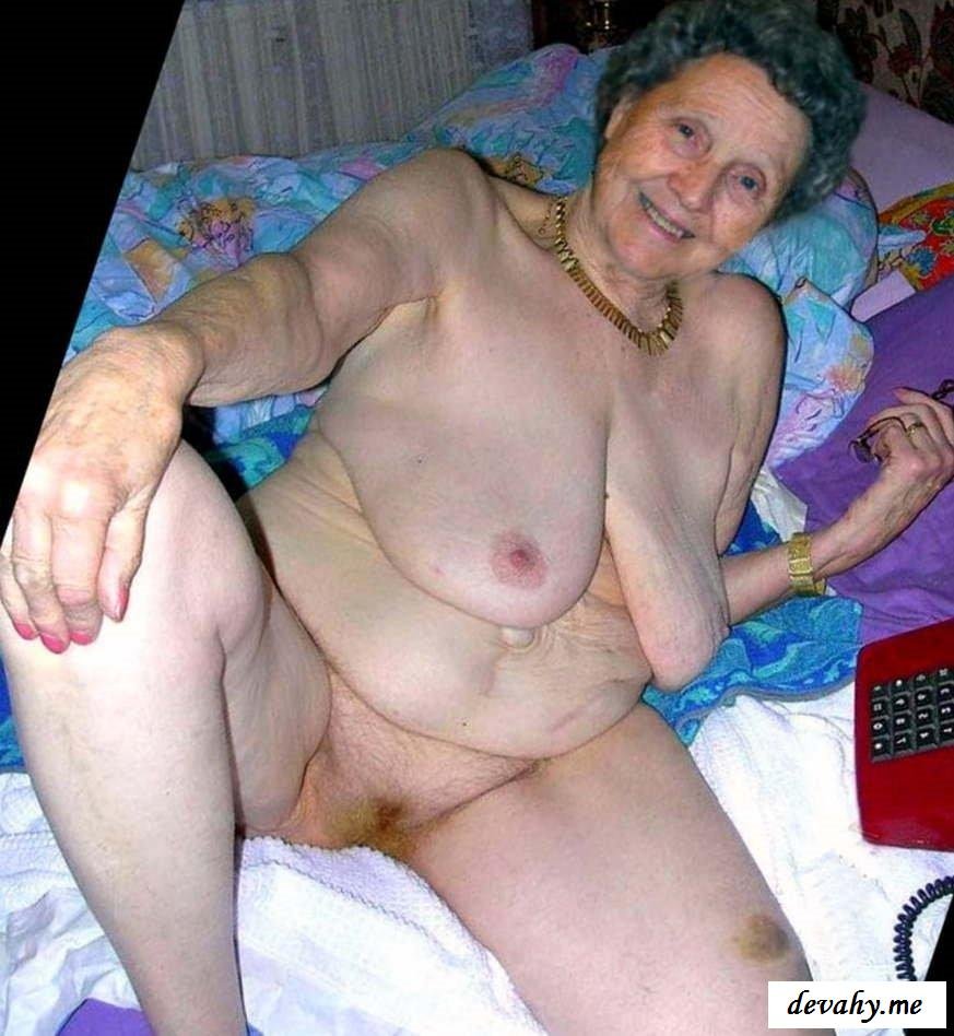 Very old naked old women