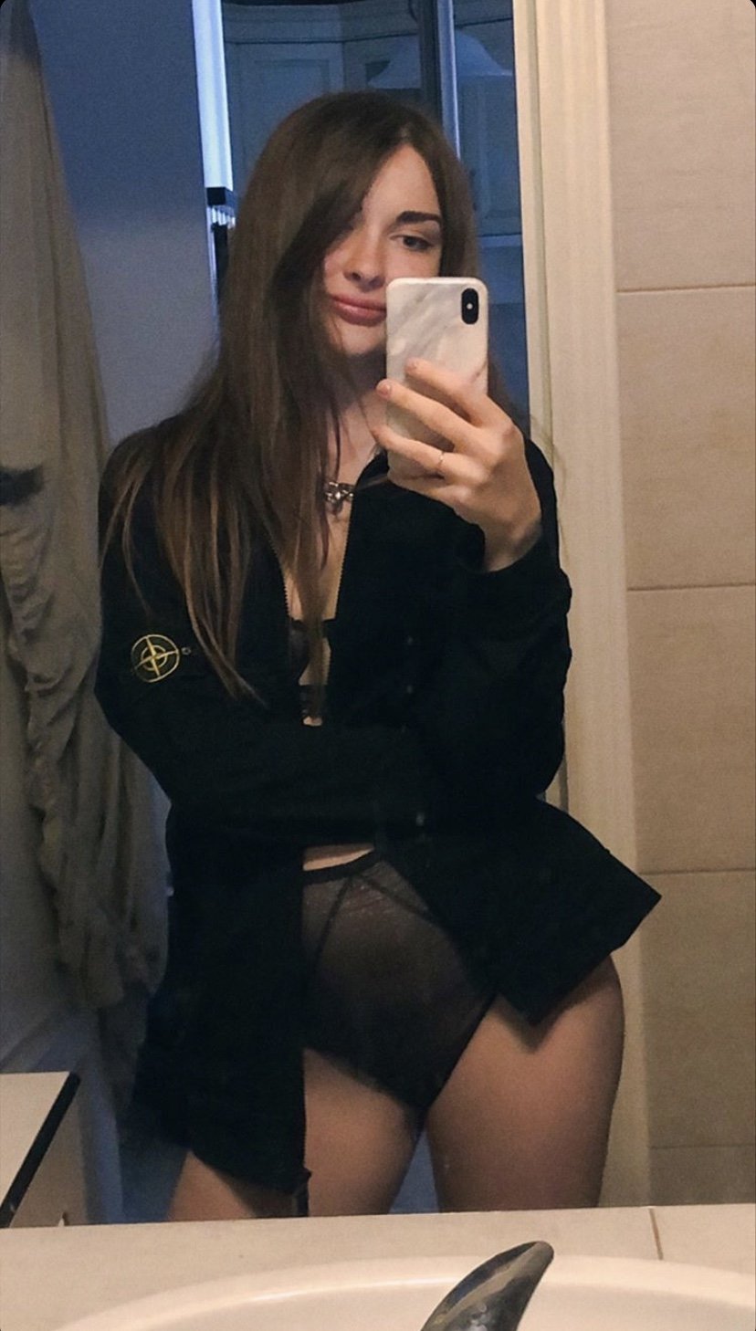 Rosalie Verte model