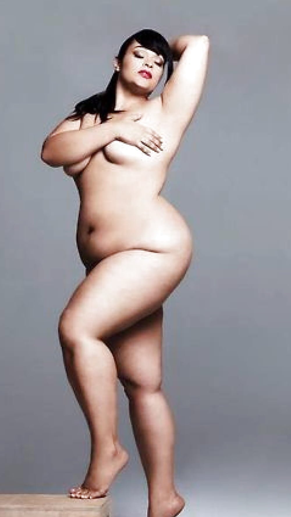 Michelle Mendes Plus saz nude