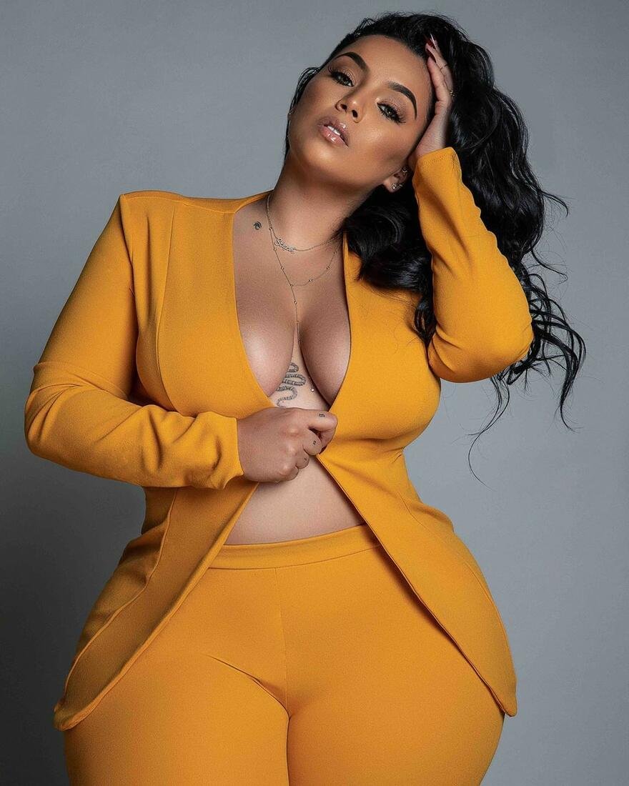 Curvage Lush