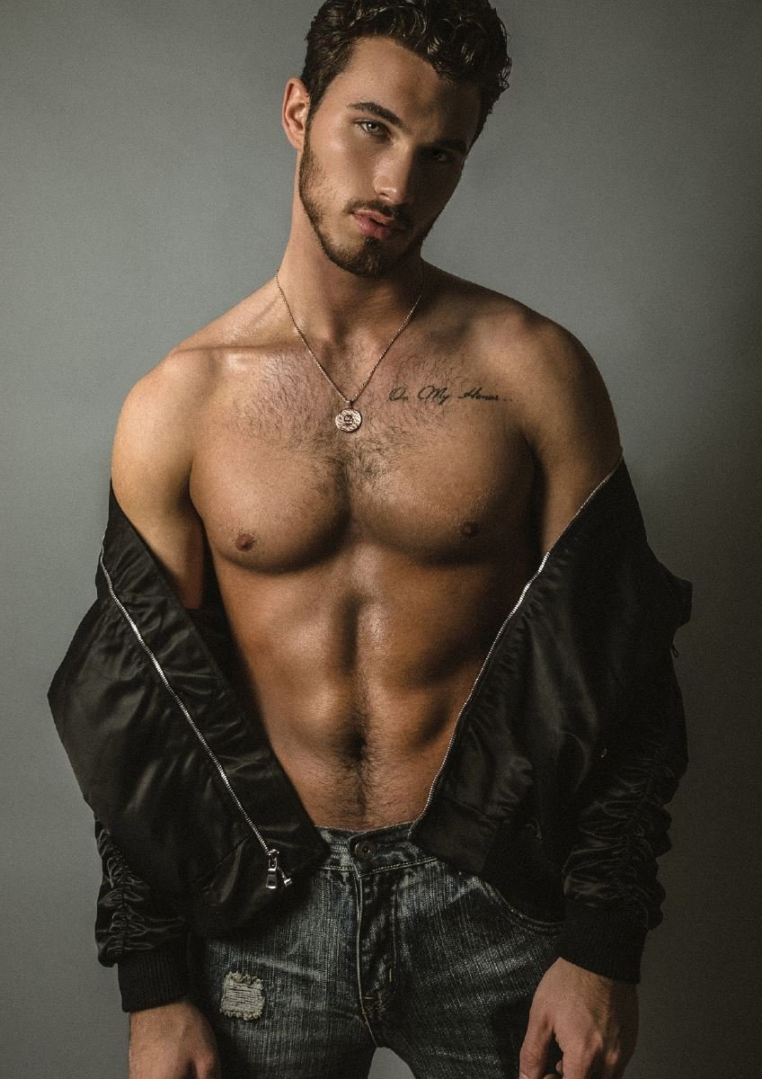 Michael Yerger Model Naked