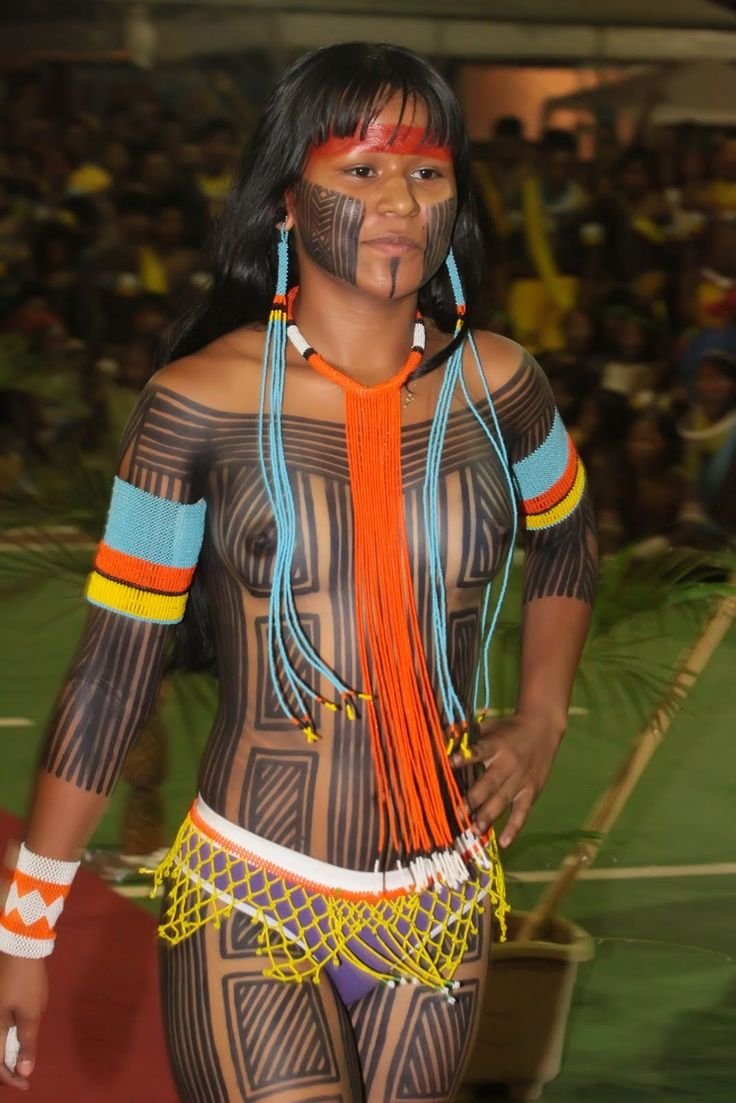 Khimba woman Nude