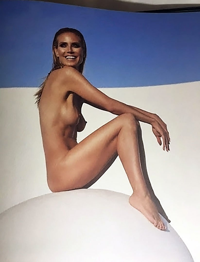 Heidi Klum exposed her chest