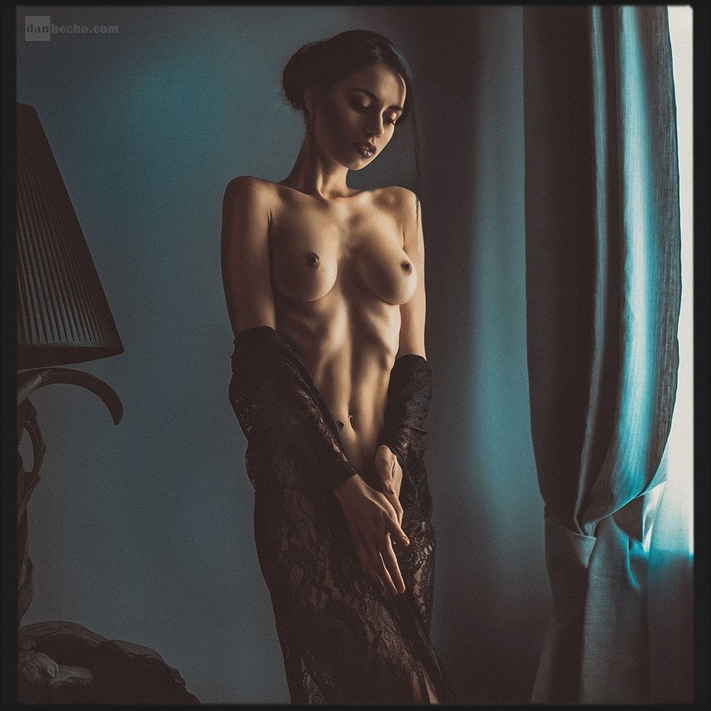Beautiful unusual naked woman