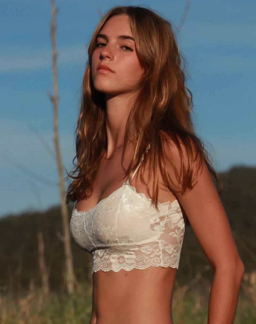 Emily Feld 15