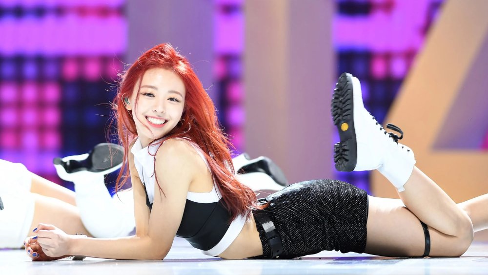 Yuna Itzy figure