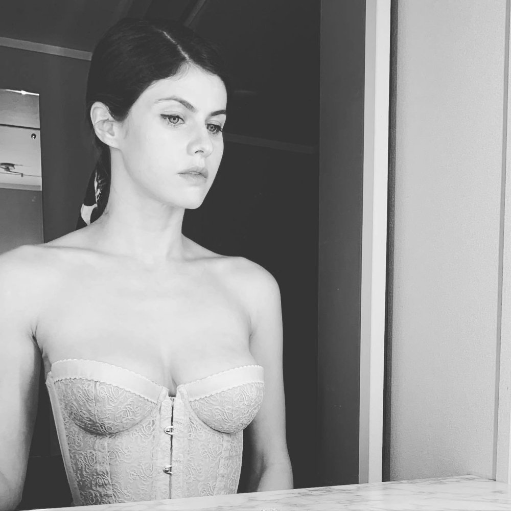 Alexandra Daddario 2020 Tits