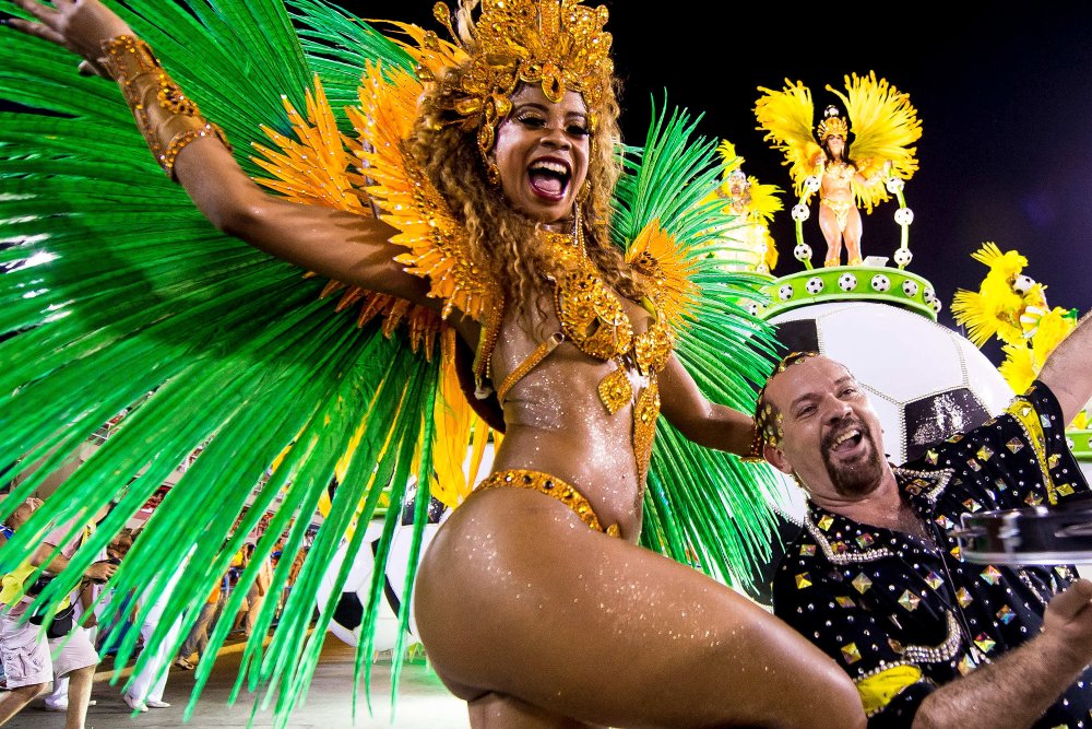 Rio Carnival (Rio Carnival) nude
