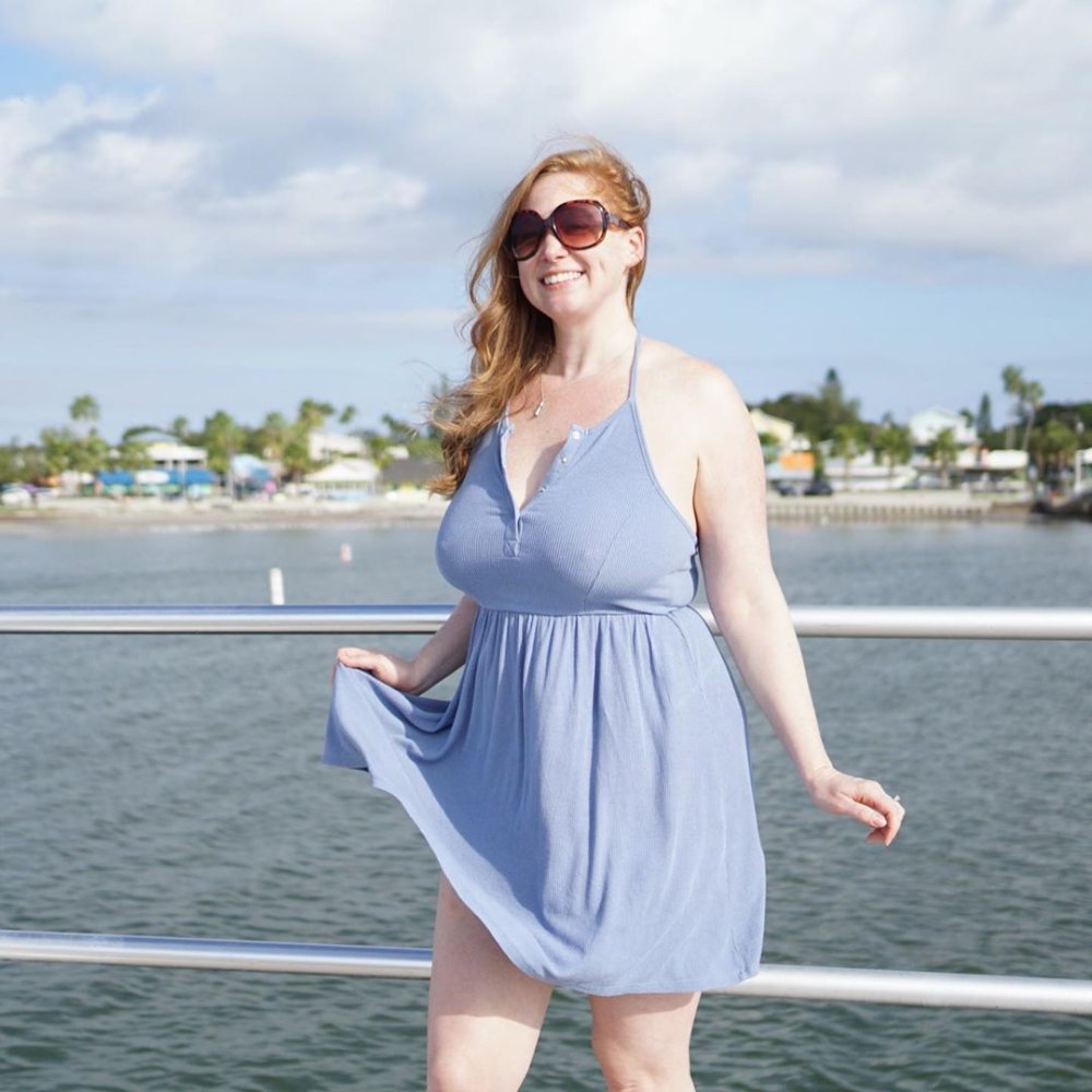 Girl Ginger Daydreams