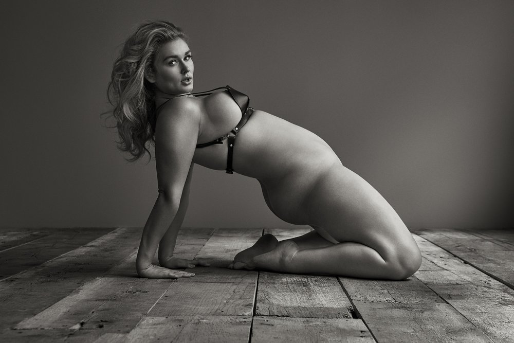 Tara Lynn Model Plus Saiz Ero