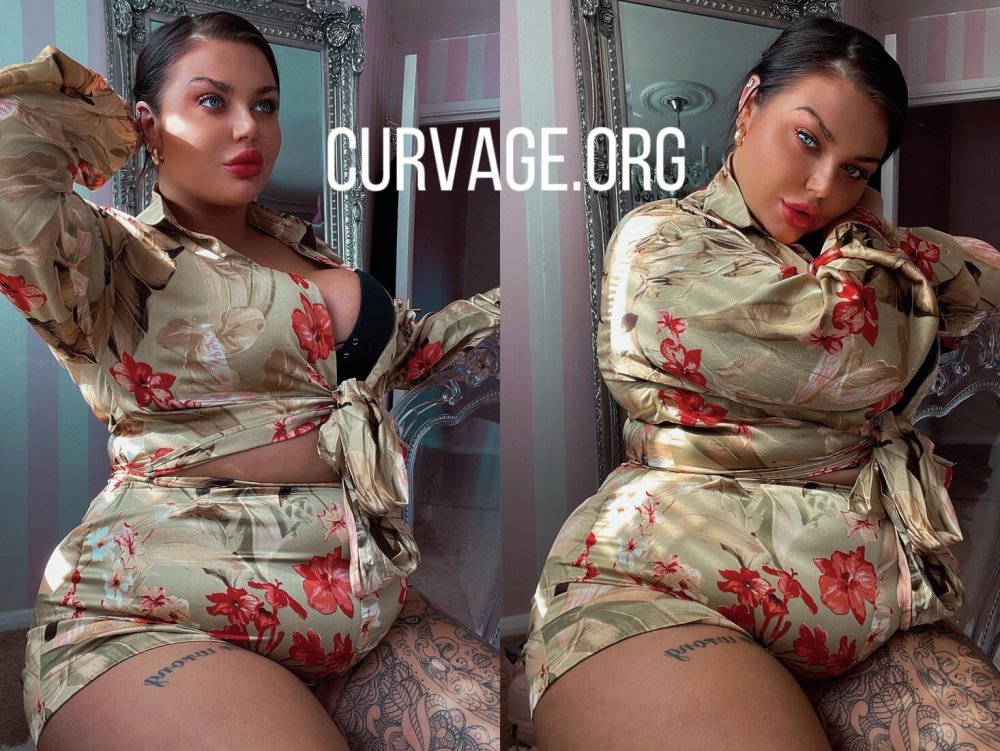 Curvage Casey 2021