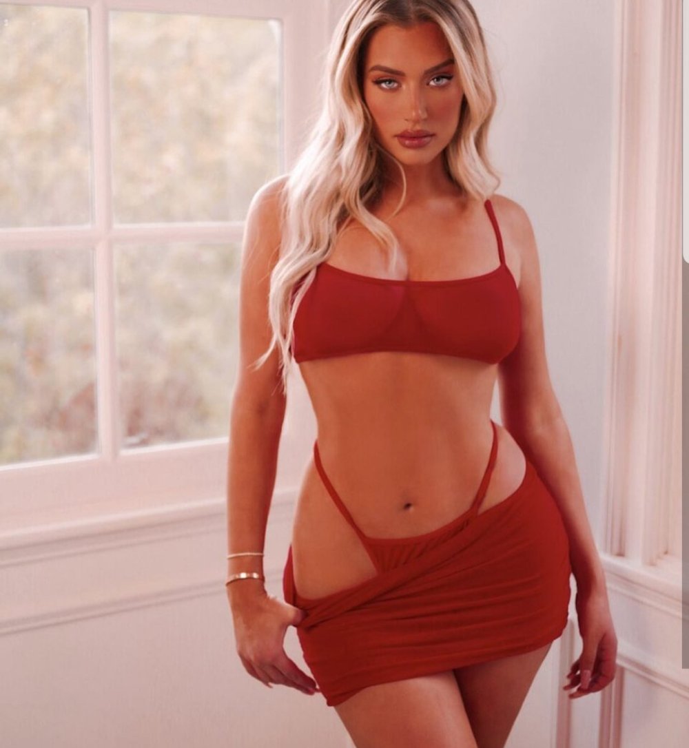 Erika Bella 2021