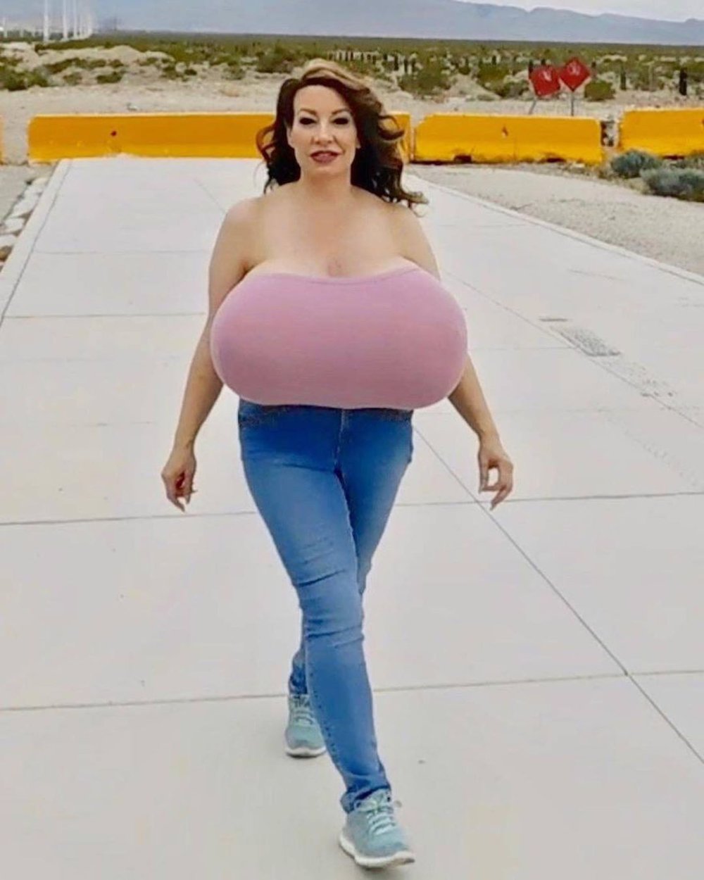 Chelsea Charms R2-D2