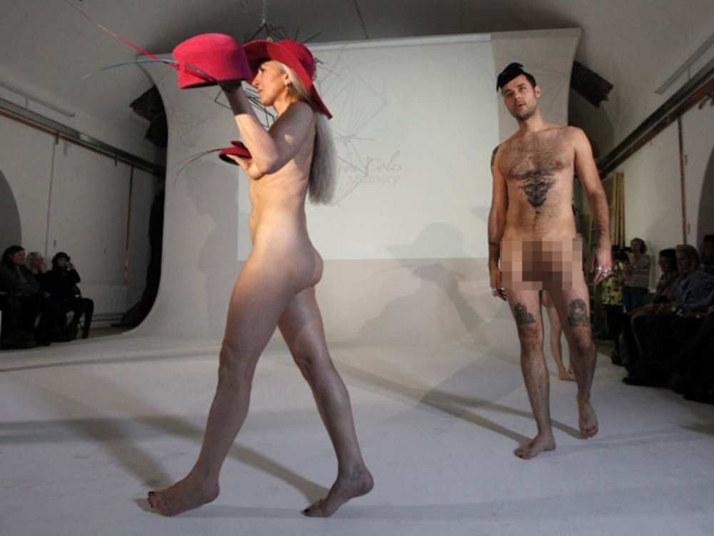 Naked Fashion Charlie Le Mind