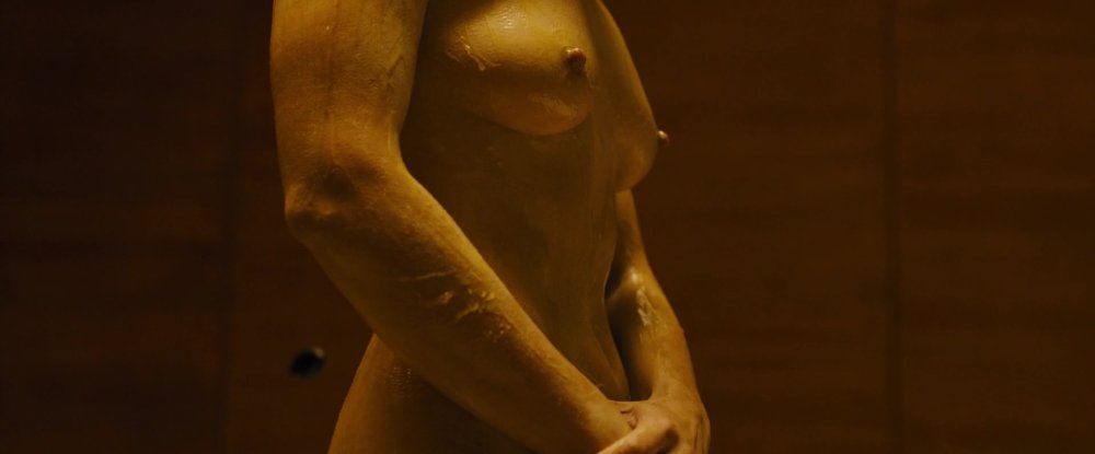 Mackenzie Davis Terminator Nude