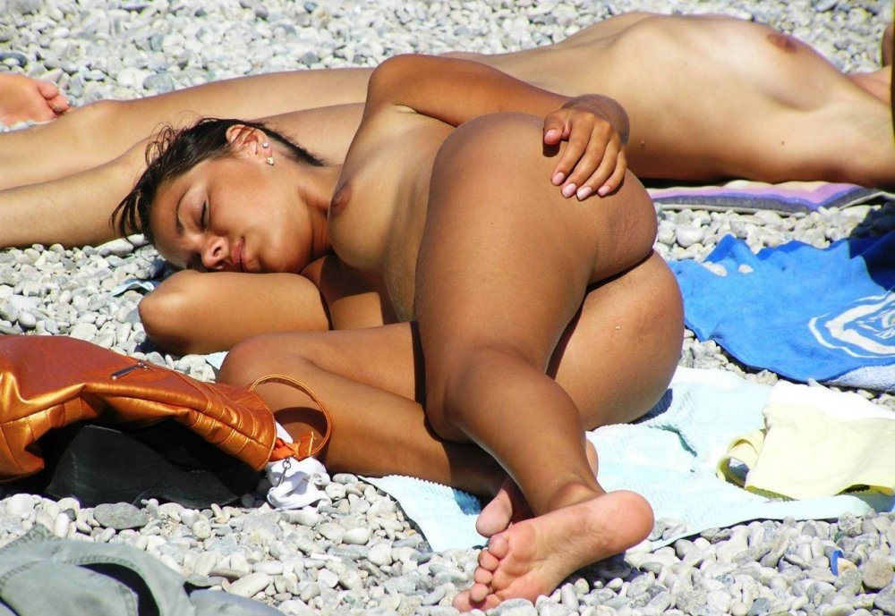 Naked on the beach peeping