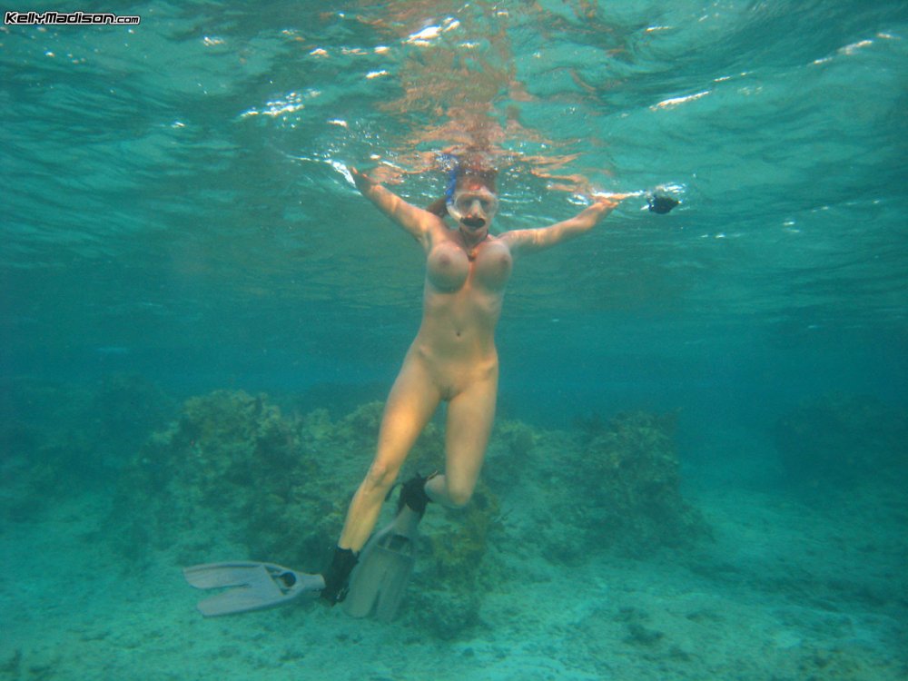 Diving girl with big tits
