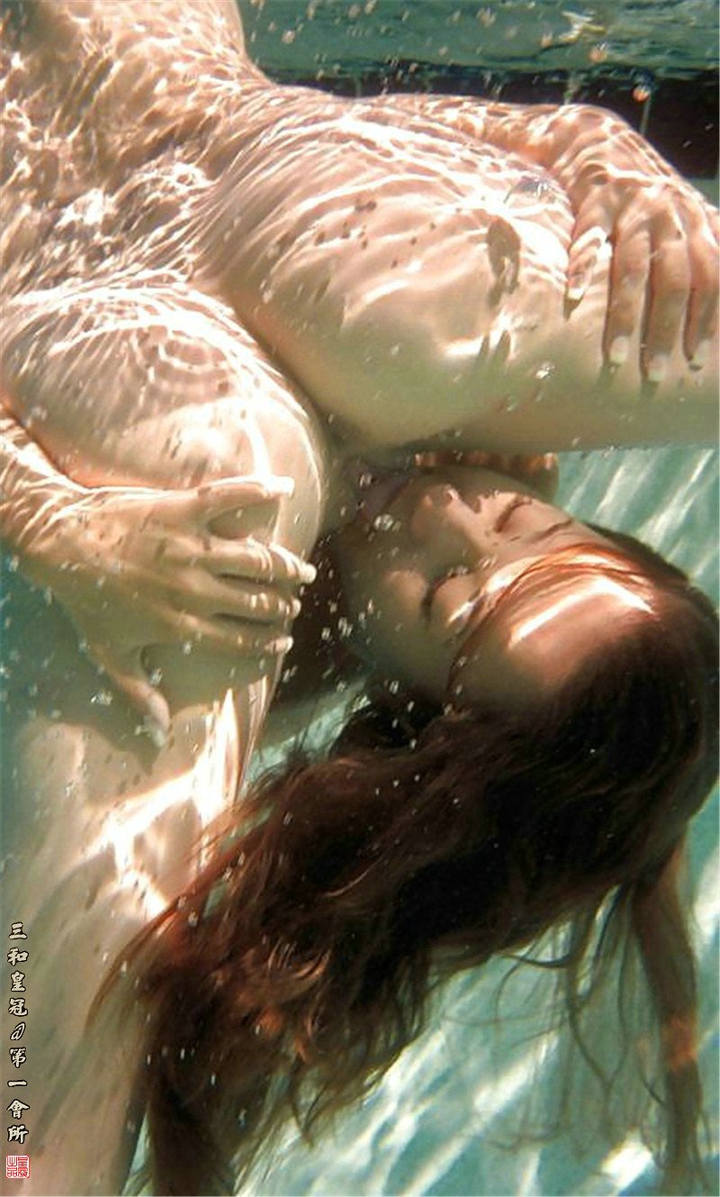 Naked girls underwater