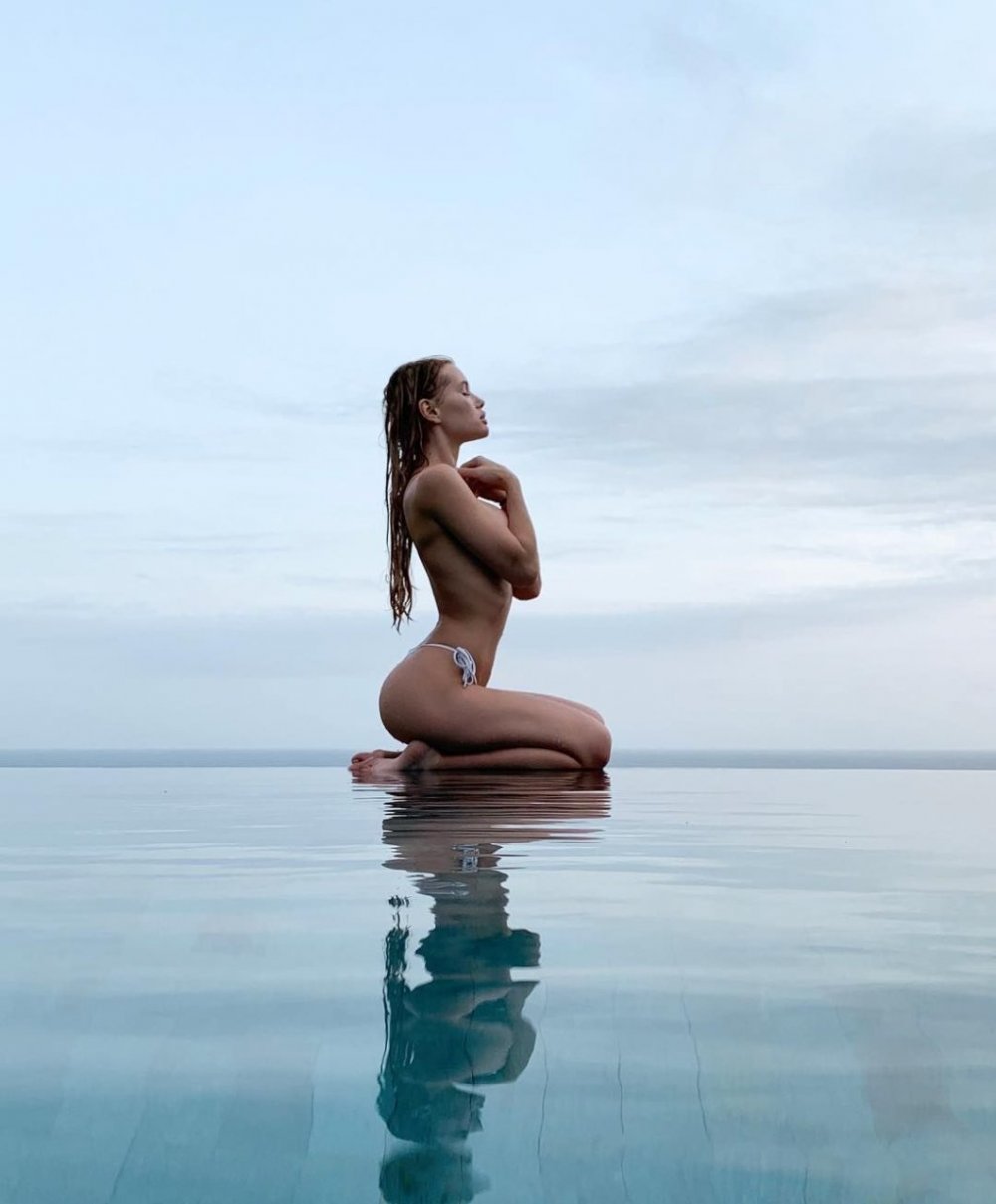 Olya Abramovich Hot