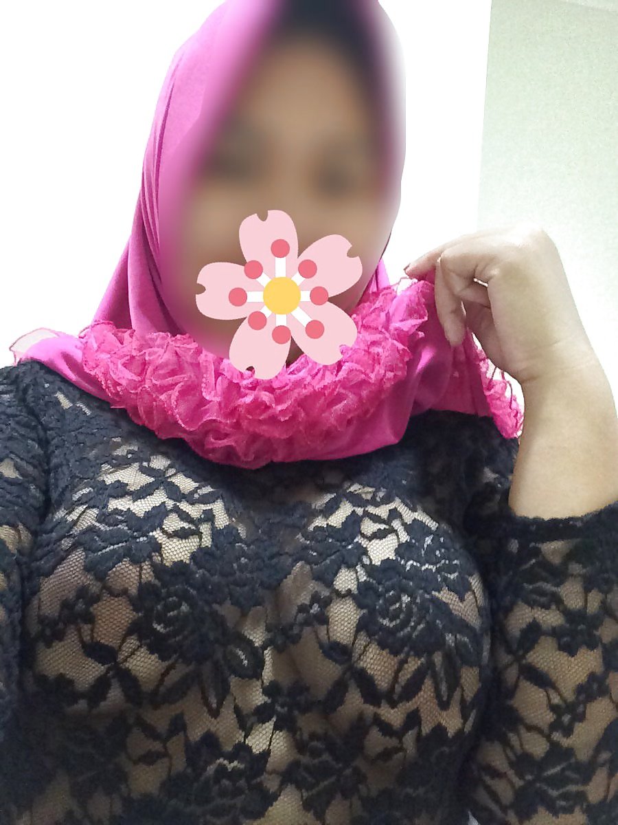 Jilbab Glen Nyepong