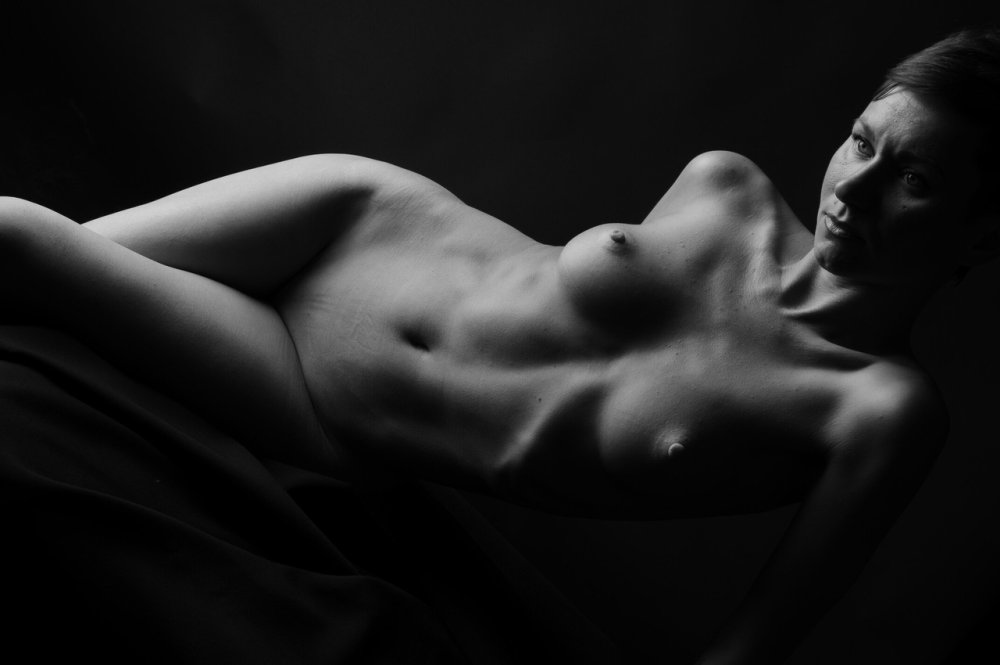 Photo shoots nude
