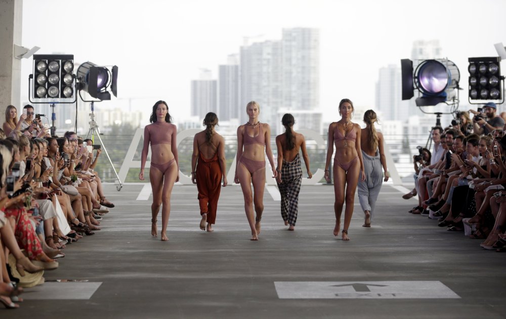 Shows of beach fashion video
