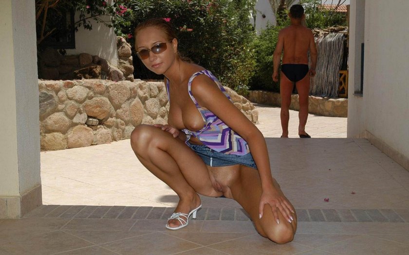 Russian chicks in Egypt Naked