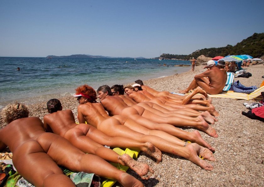French nudic beach
