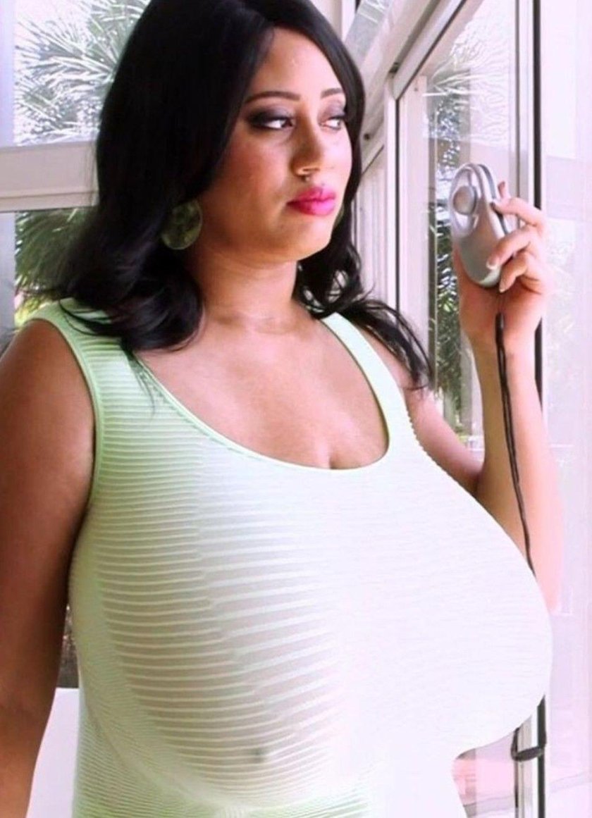 Roxy Big Tits